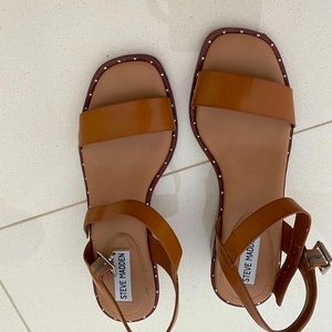 Steve Madden 8.5 sandals with silver studs